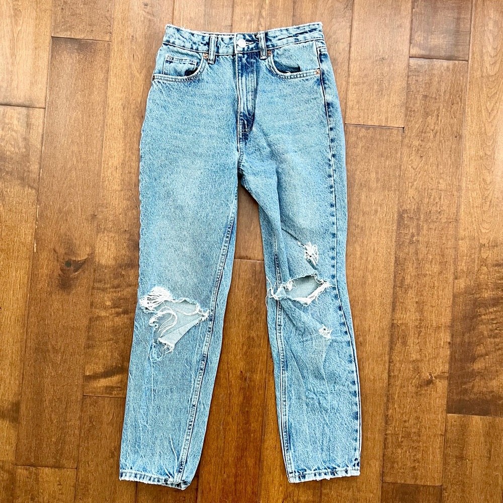 Zara distressed ripped high waist mom jeans size 2 XS